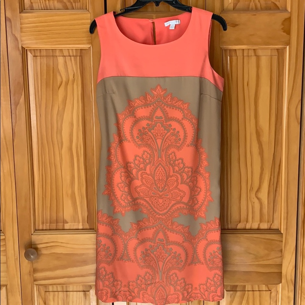 Sleeveless dress